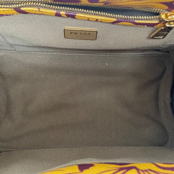 RARE PRADA Canvas Handbag Floral Crossbody Strap - Picture 3 of 3